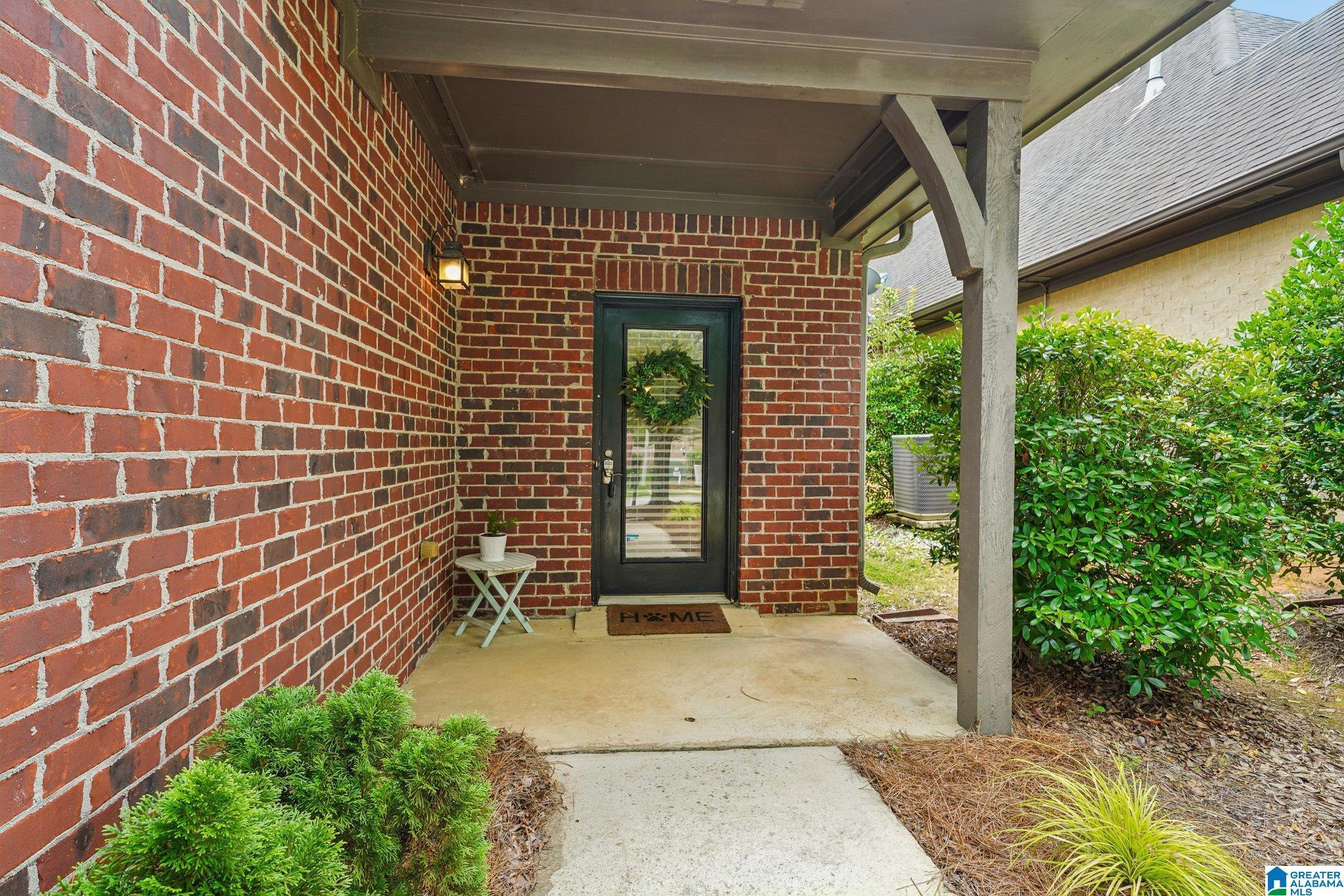 Image 2: Entry