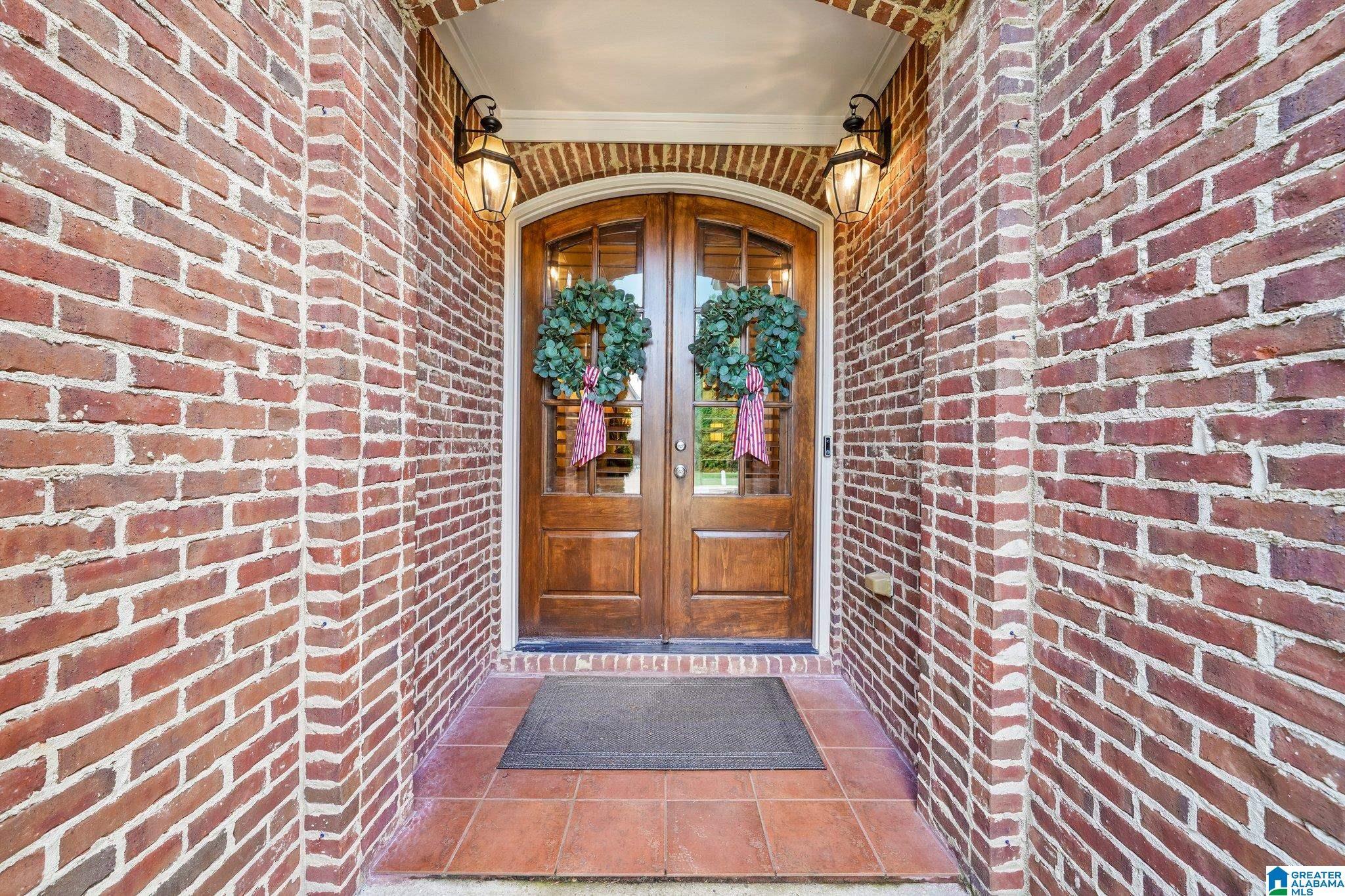 Image 2: Entry