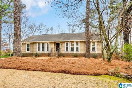 807 WILLOW OAK DRIVE