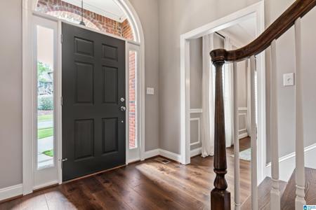 5265 LAKE CREST CIRCLE