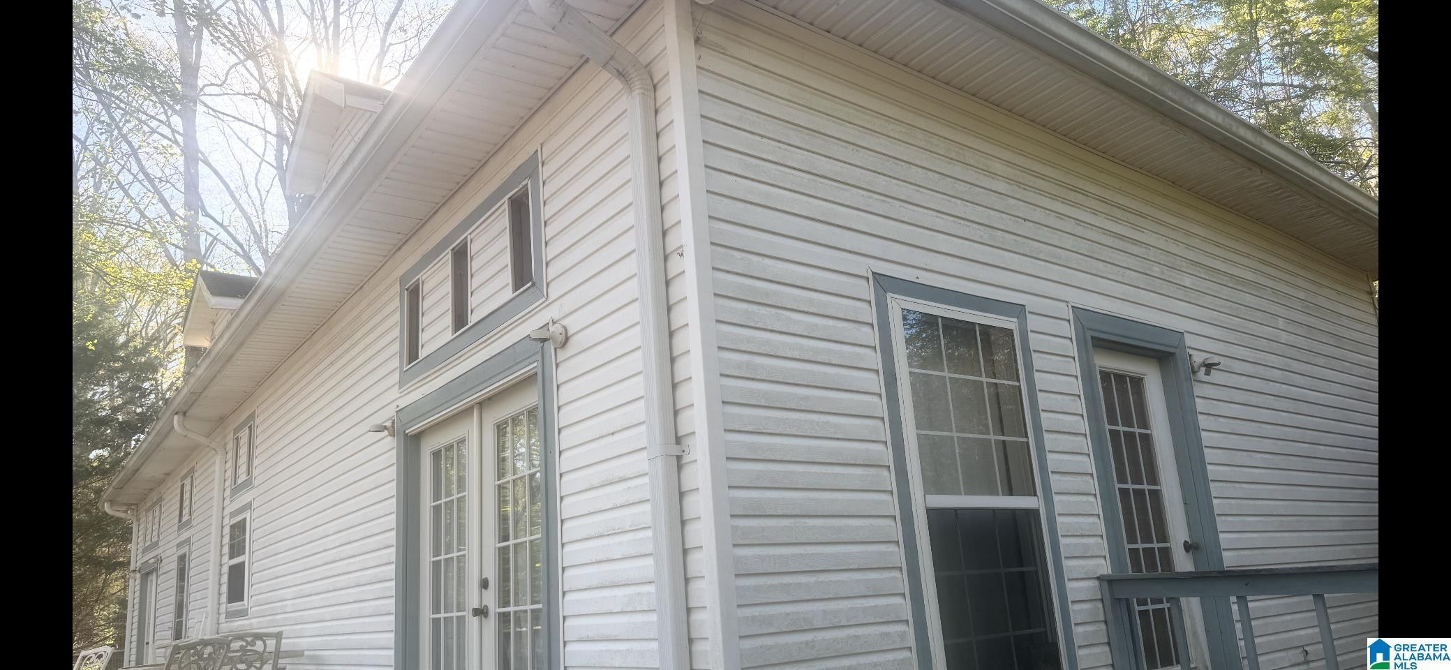Image 2: Side Of Structure