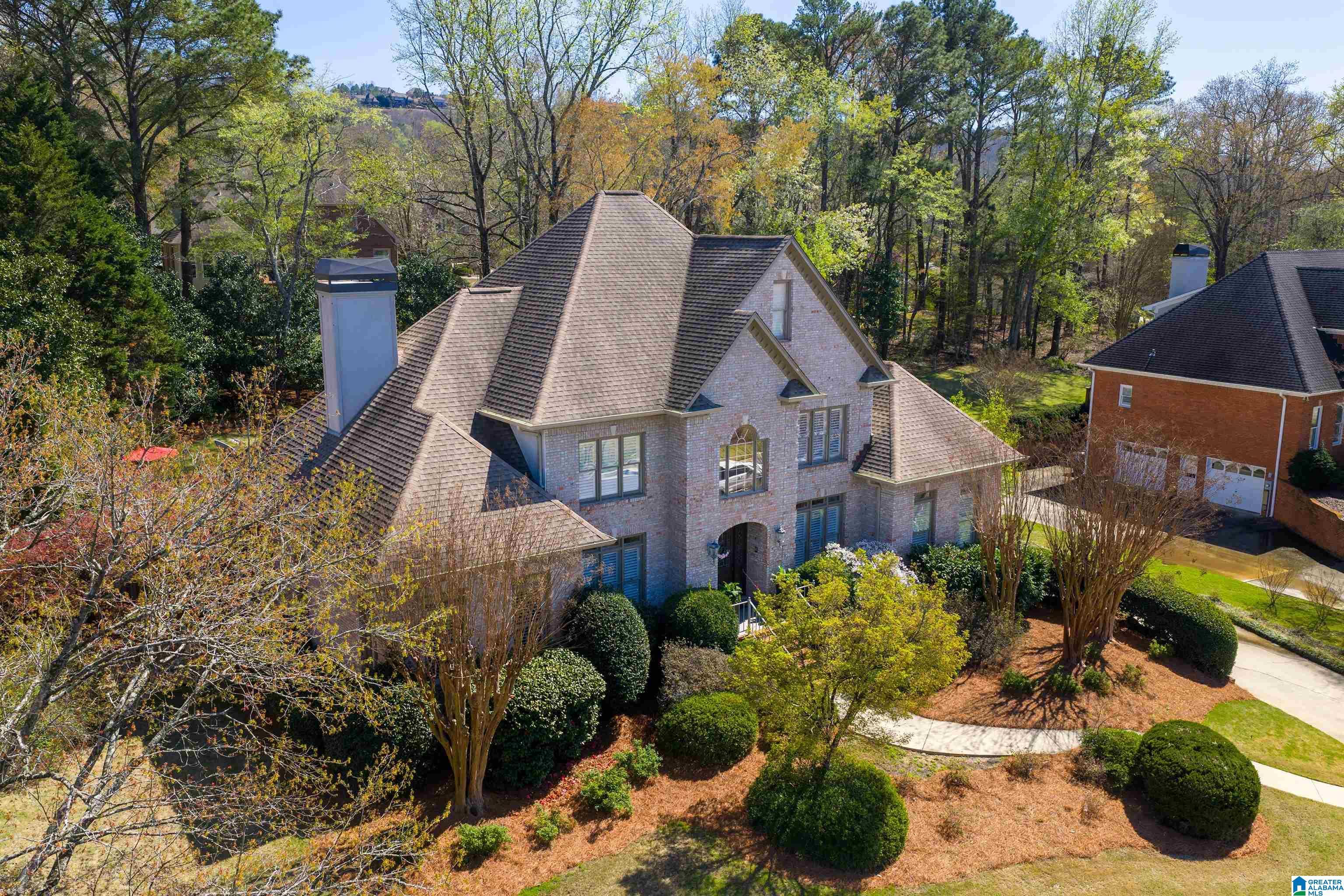 Image 4: Front Of Structure