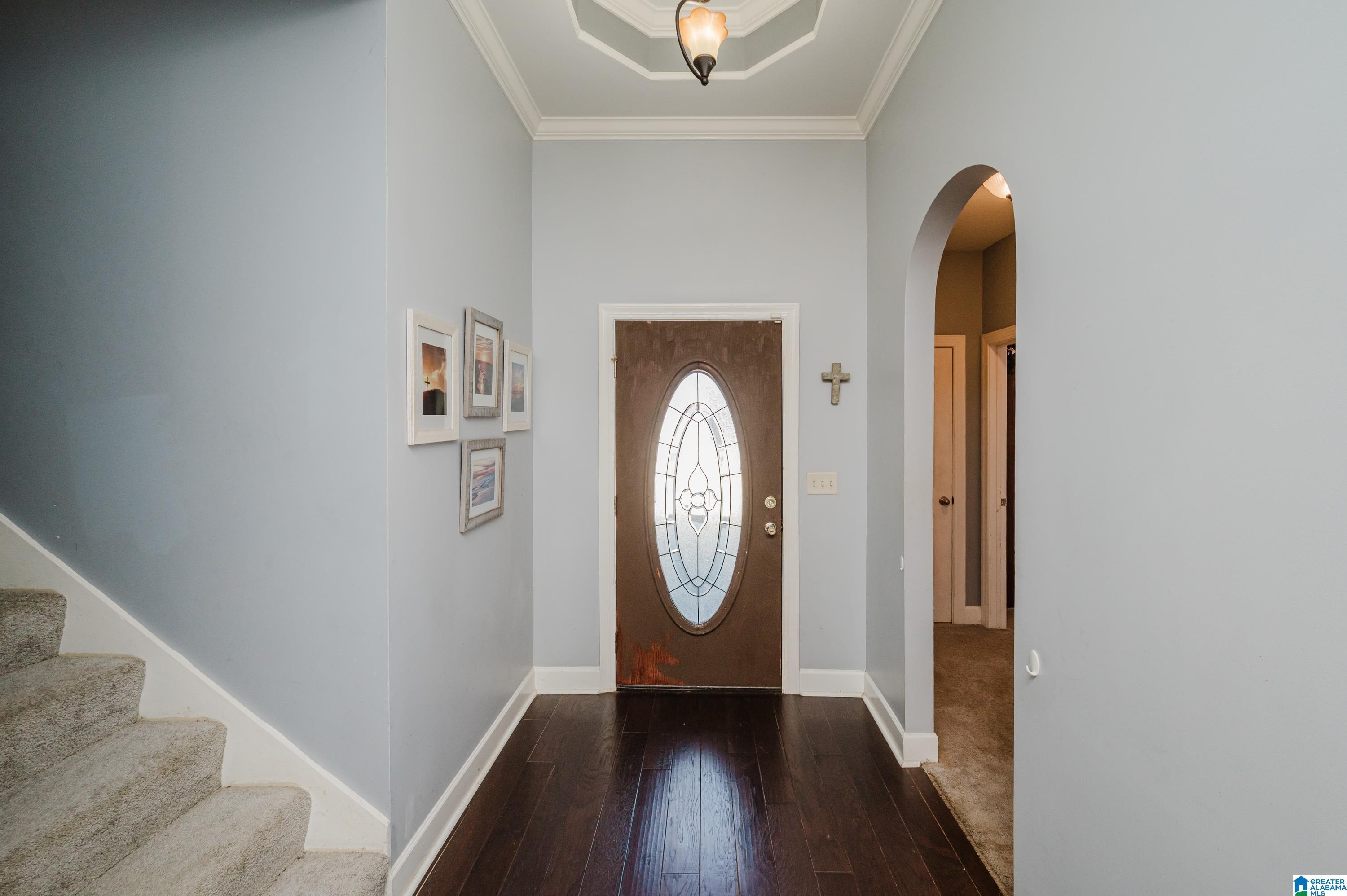 Image 4: Entry Foyer