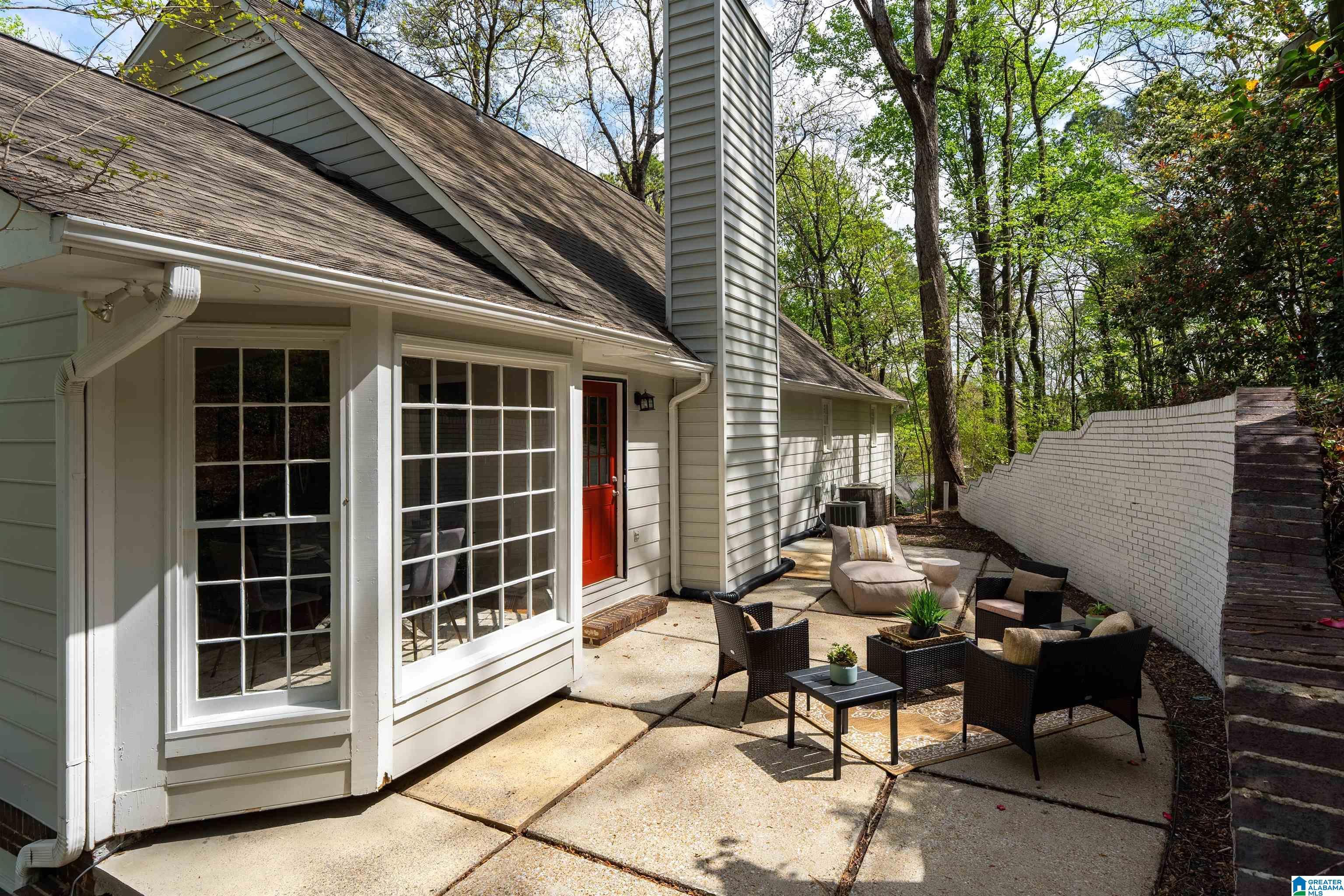 Image 3: Private Patio