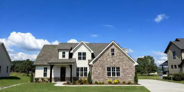 306 LAKE CREEK DRIVE