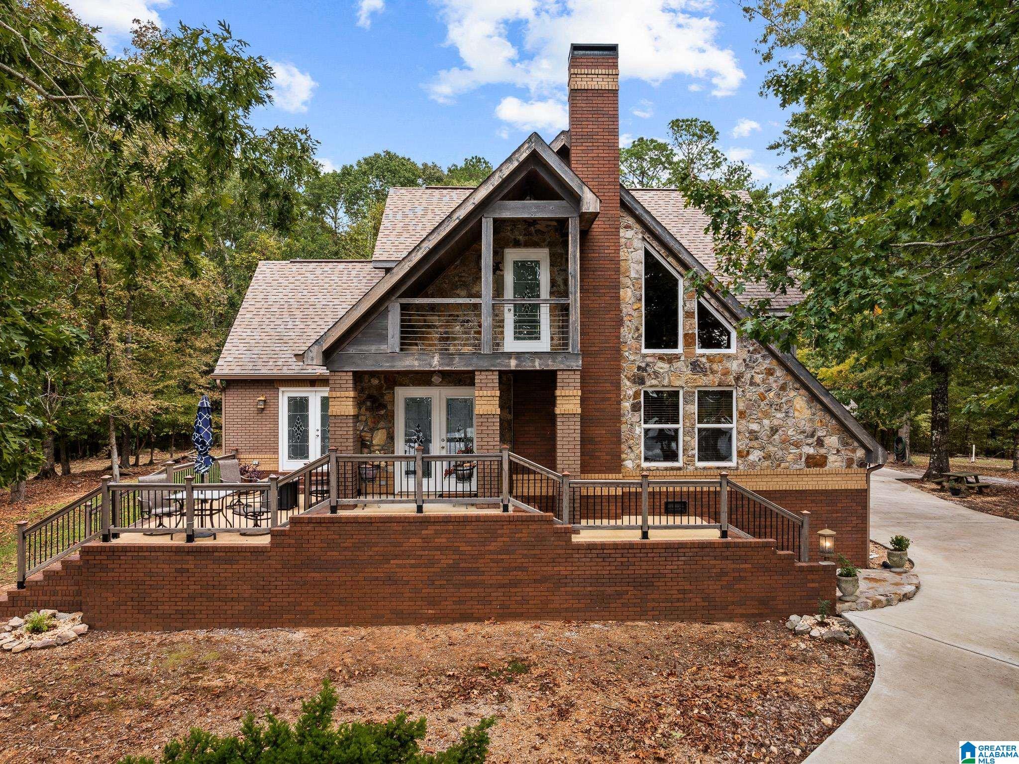 Image 3: Front Exterior
