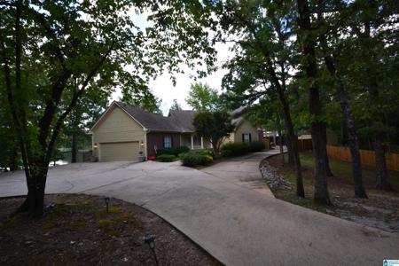 207 STETSON LANE