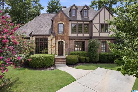 1005 DEXTER CIRCLE