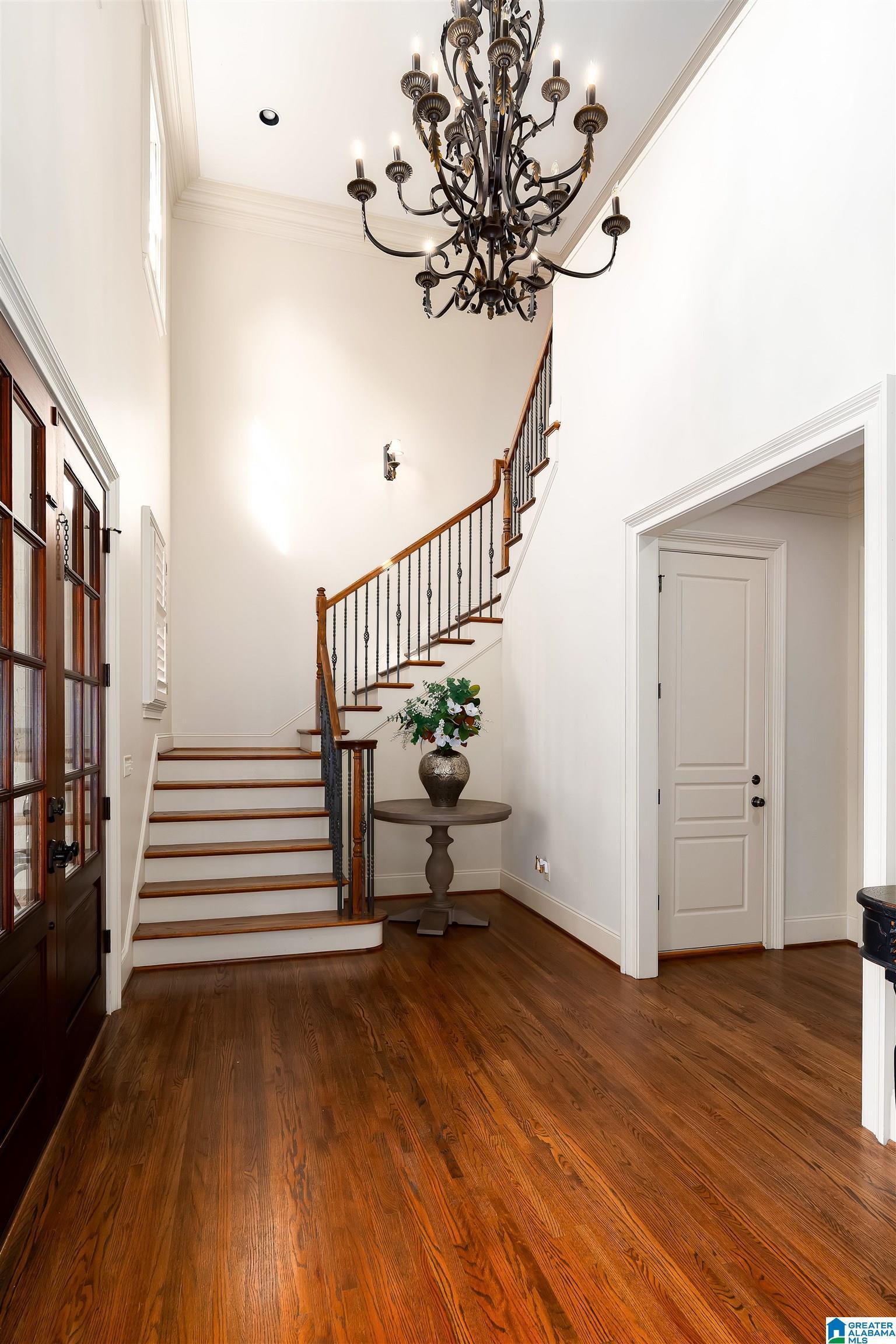 Image 4: Entrance Foyer