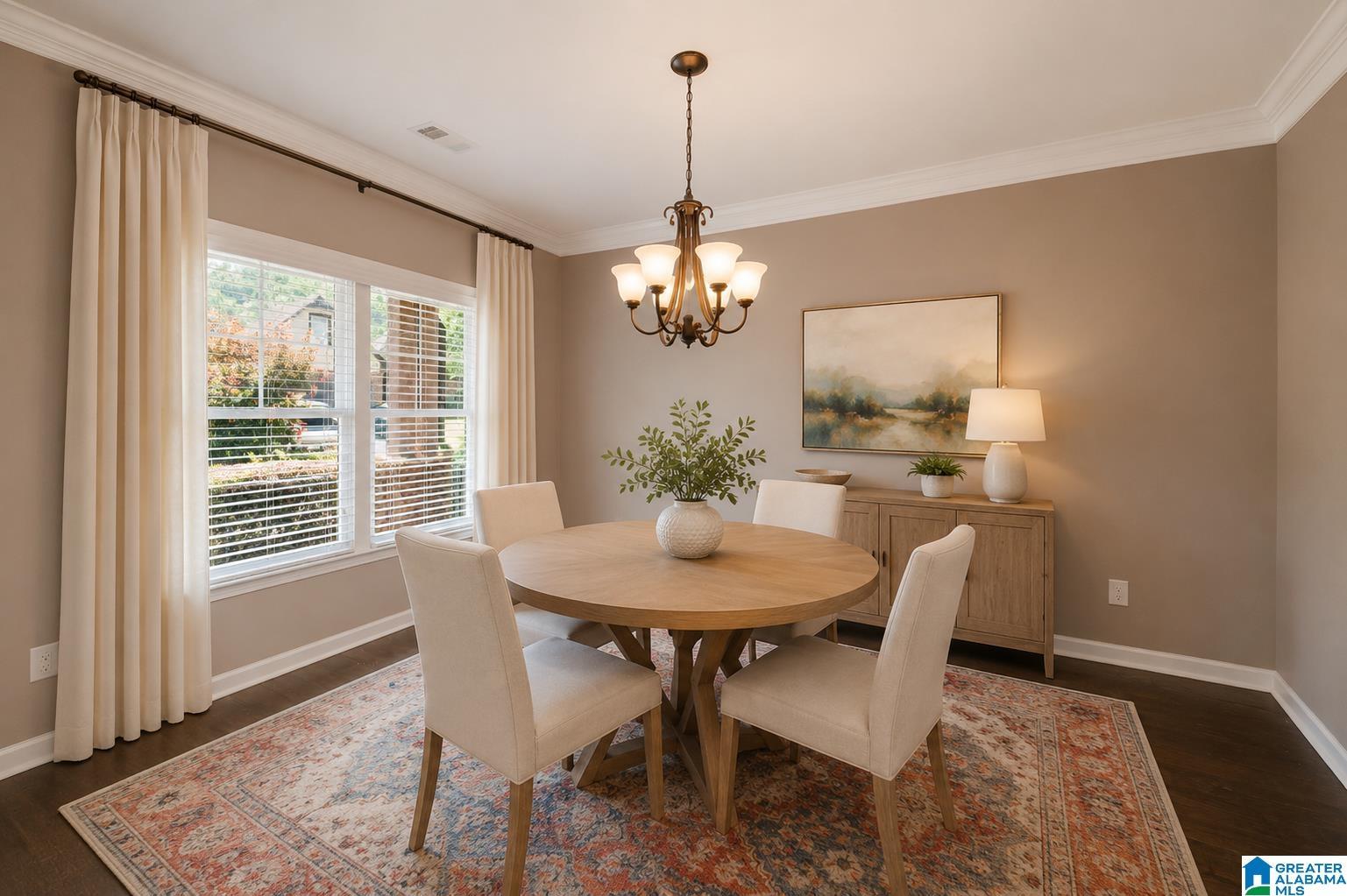 Image 3: Formal dining room