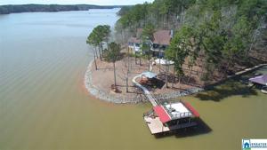 185 HUMMINGBIRD DR