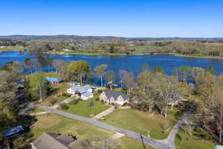 370 JAKE DRIVE