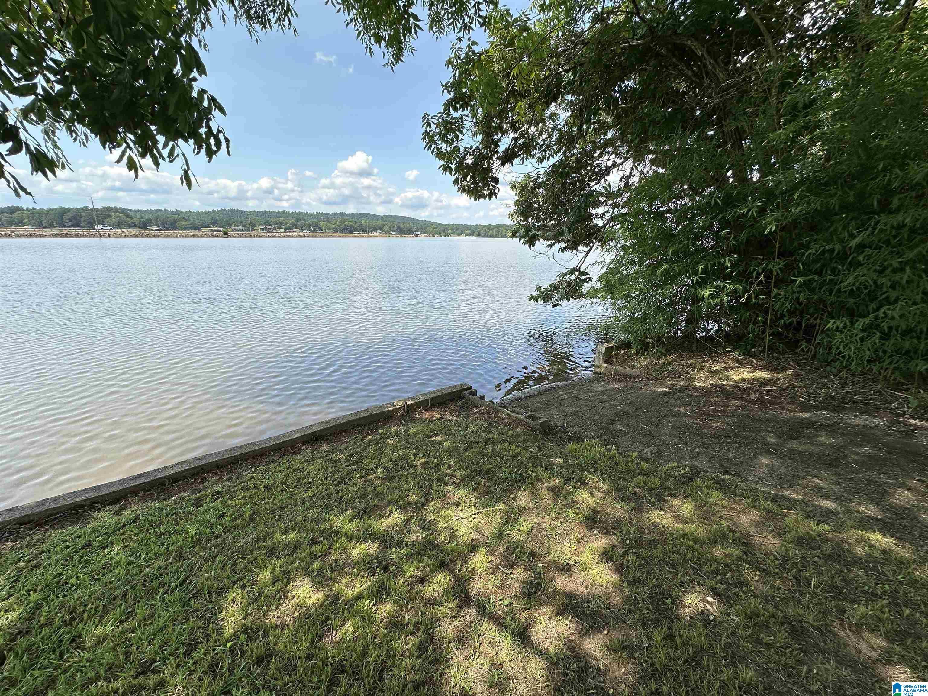 Image 4: View