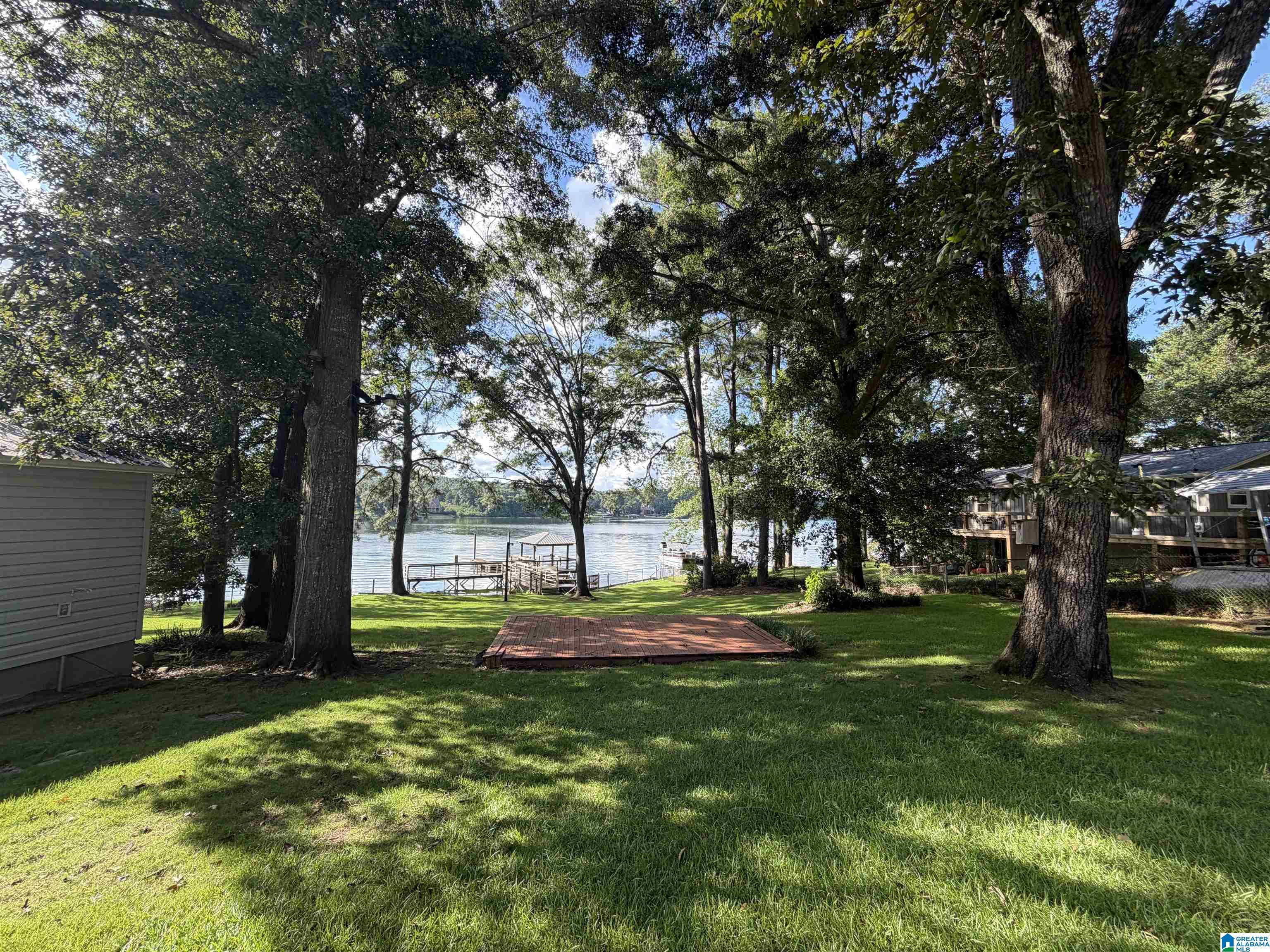 Image 2: Yard