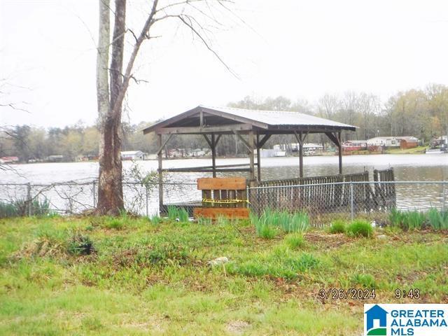 Image 4: Water at normal level