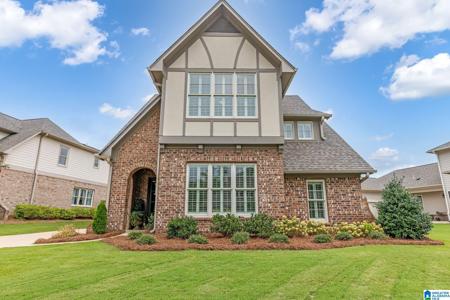 6094 ENGLISH VILLAGE LANE