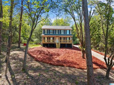 640 WOODHAVEN DRIVE
