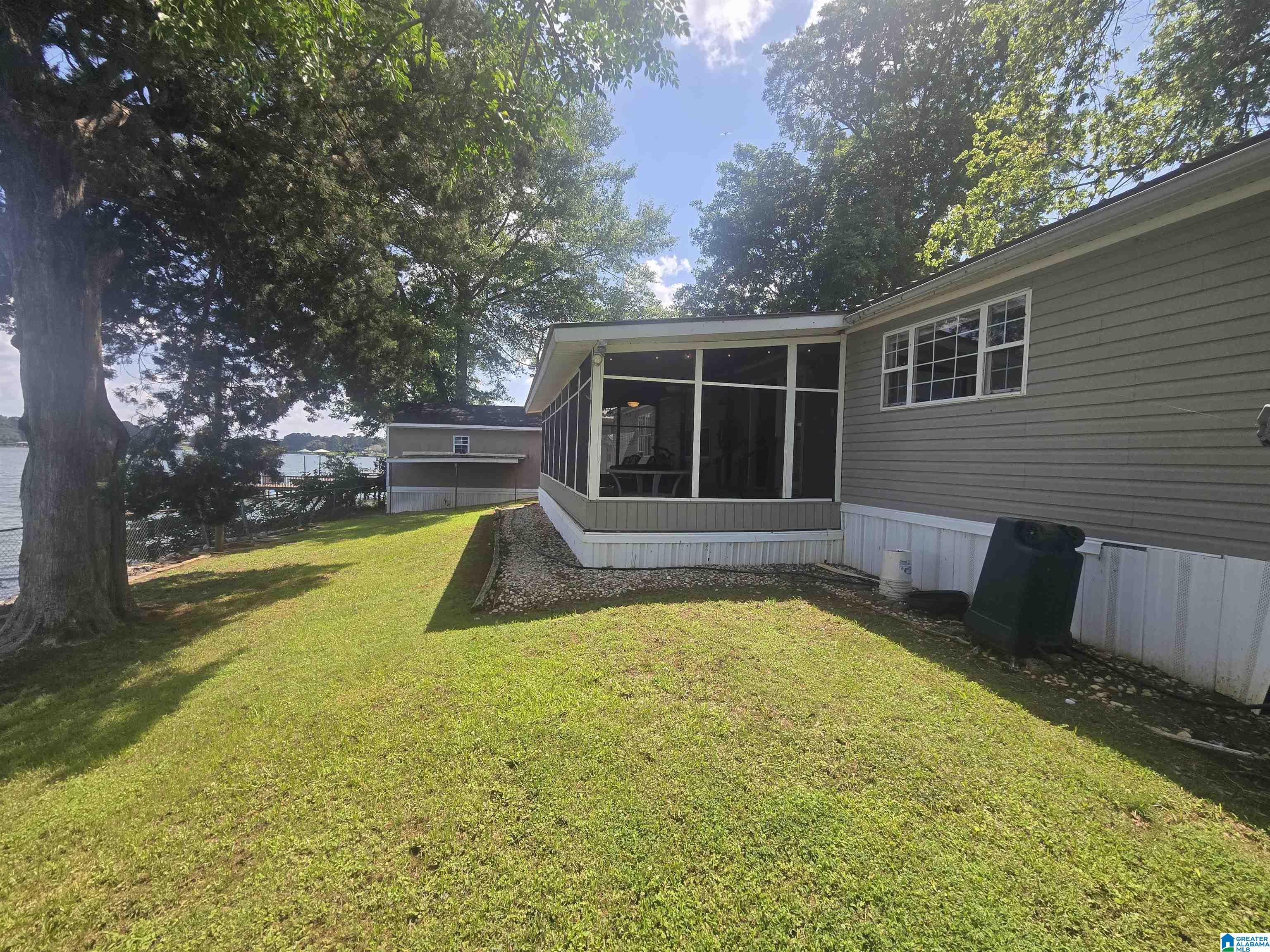 Image 2: Yard