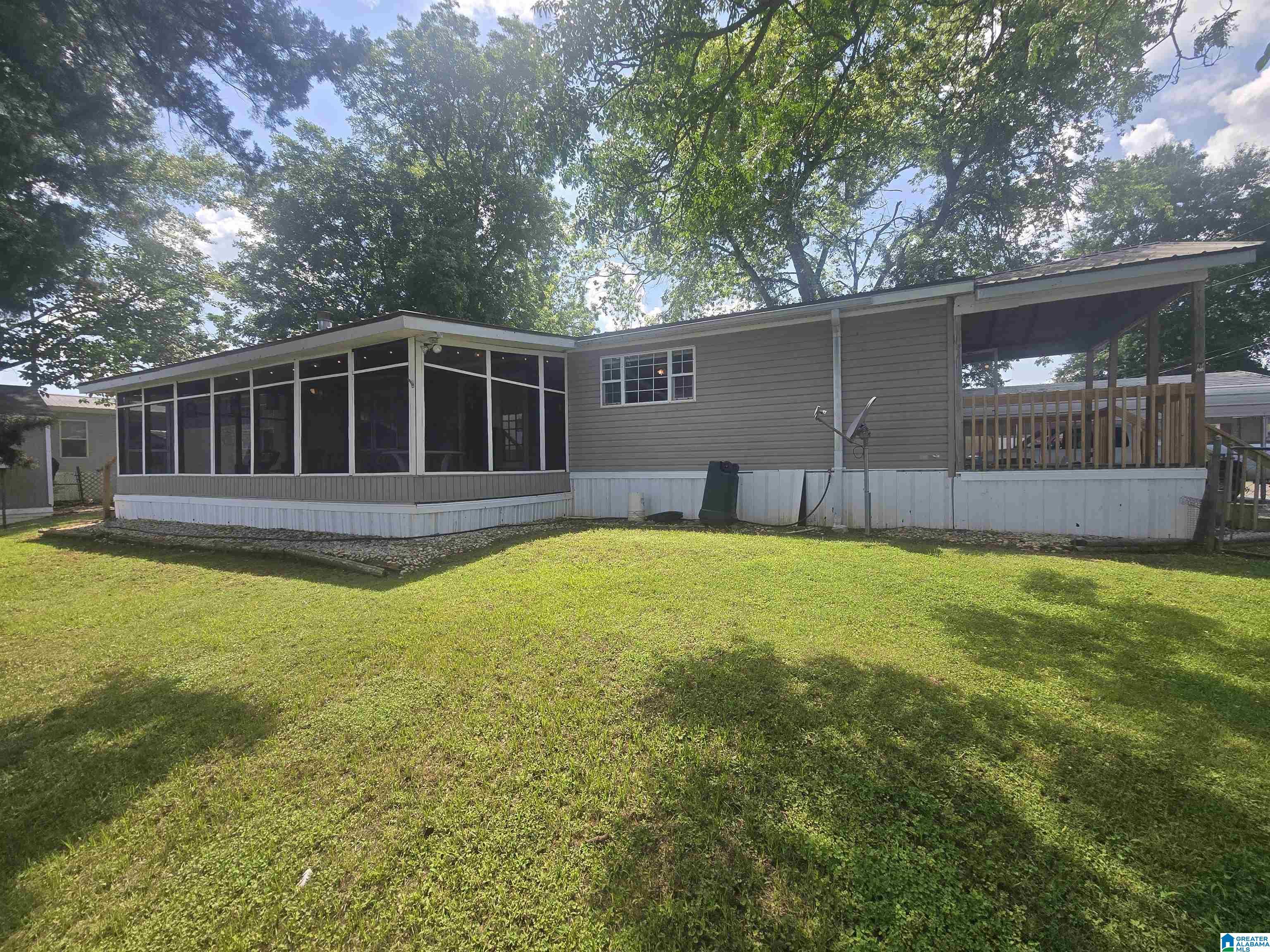 Image 4: Back Of Structure