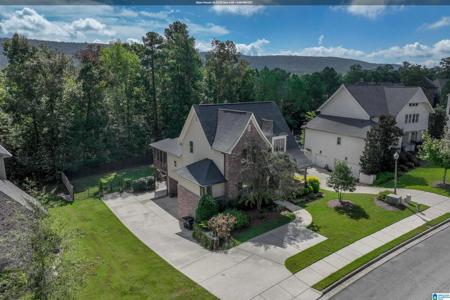 1104 HIGHLAND VILLAGE TRAIL
