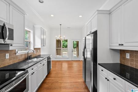 4165 OVERLOOK CIRCLE