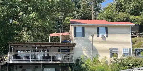 328 SAINT CHARLES AVENUE