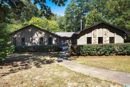 2001 SHADOWOOD COURT