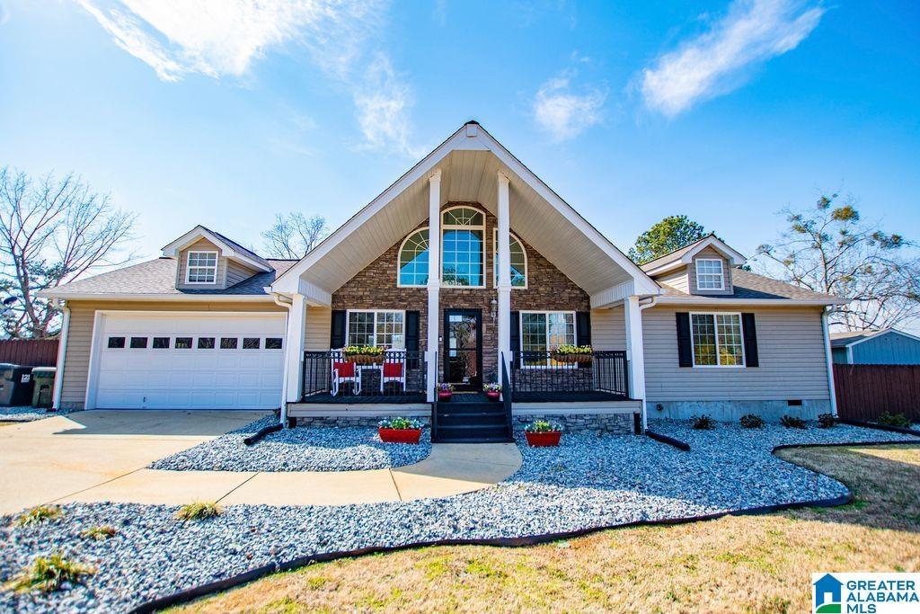 Image 2: 3 BEDROOMS/2 BATHROOMS