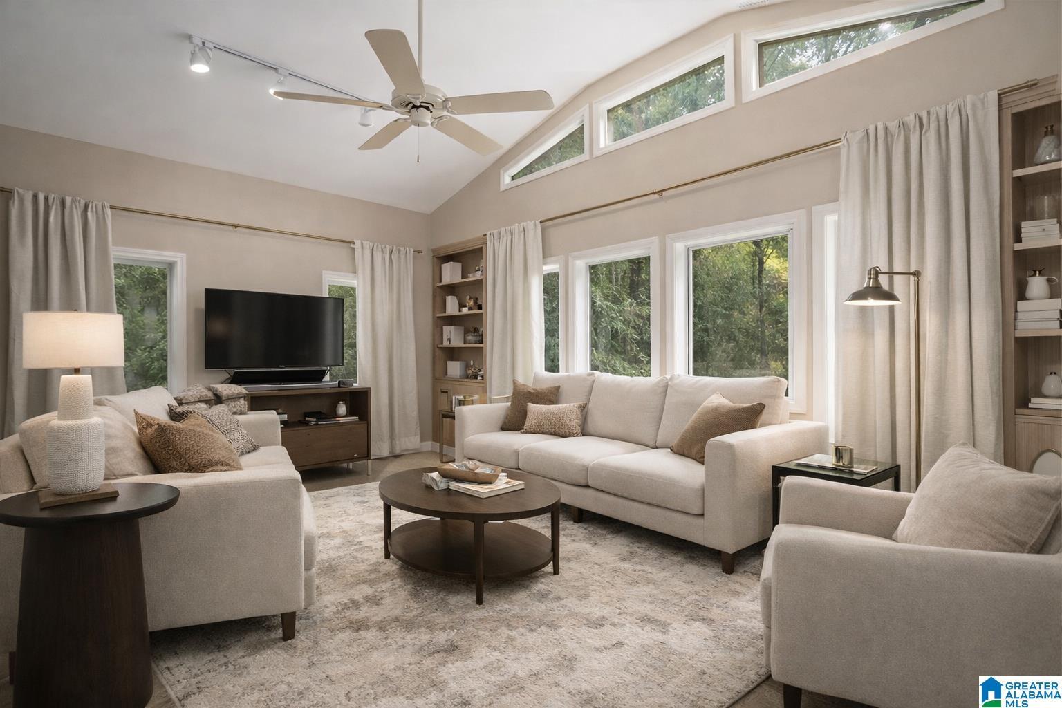 Image 3: Back Den - Virtual Stage