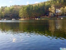 528 S LAKESHORE DR