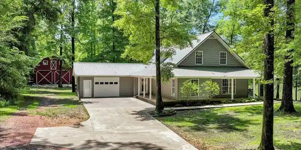 526 BOAT LAUNCH ROAD