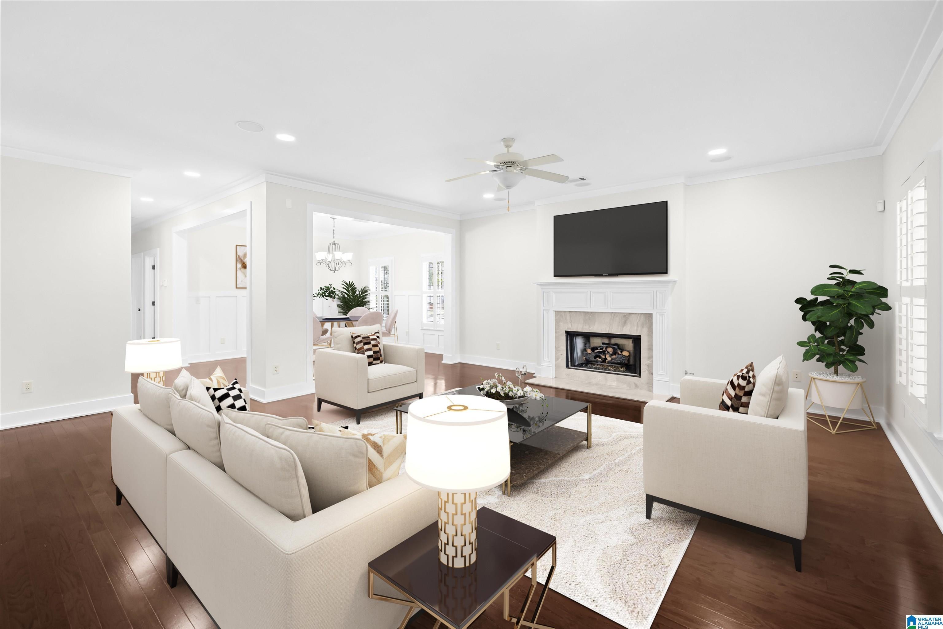 Image 3: Living Room