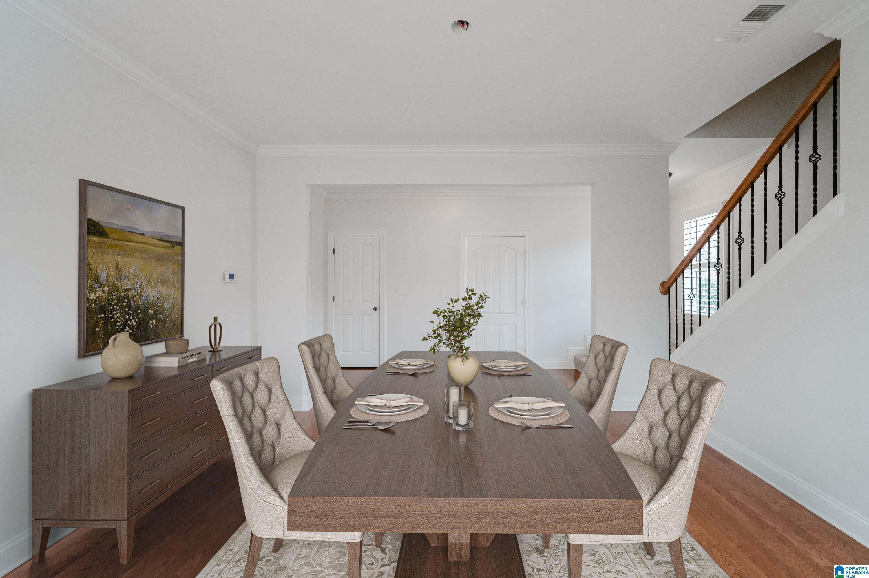 Image 2: Dining room