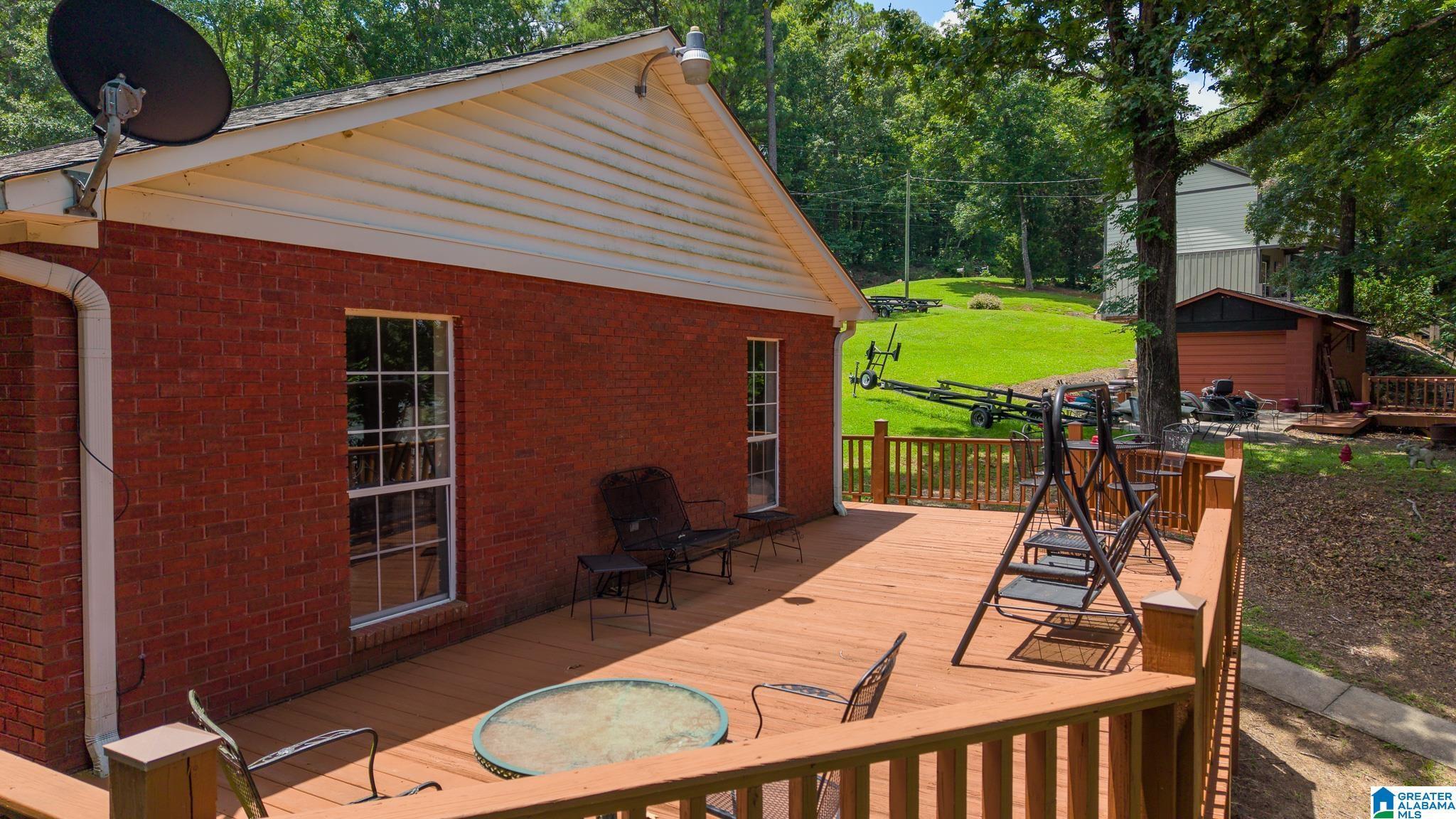 Image 4: Deck