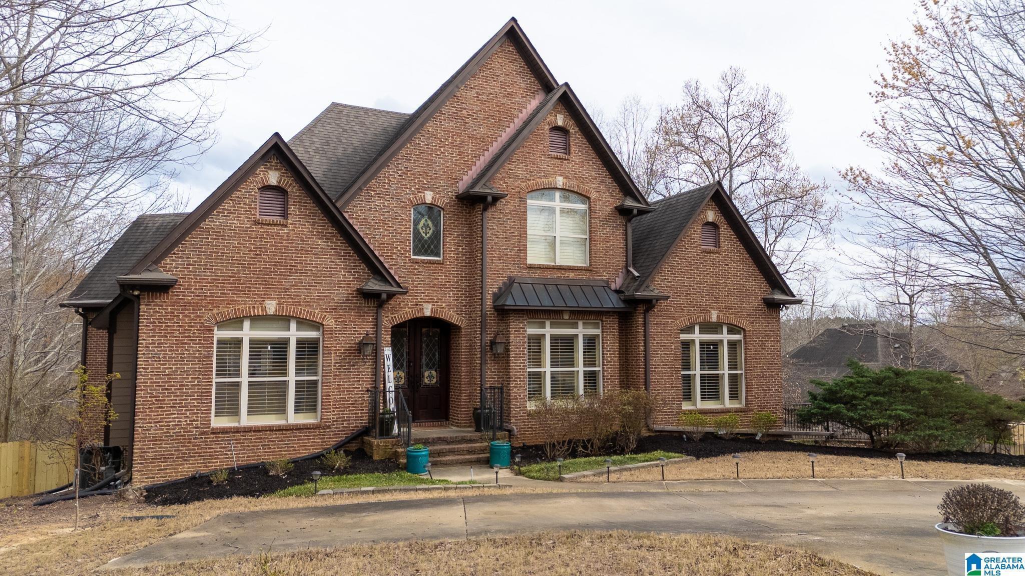 Image 2: Front Of Structure