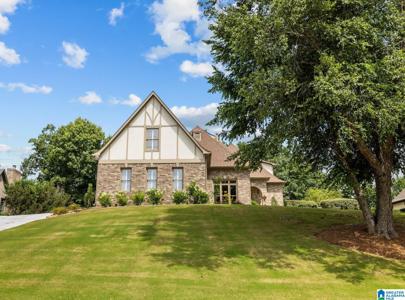 8440 LEDGE CIRCLE