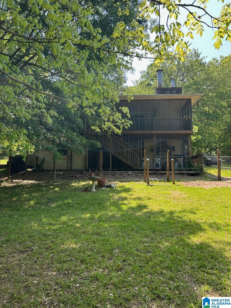 Image 2: Back Of Structure