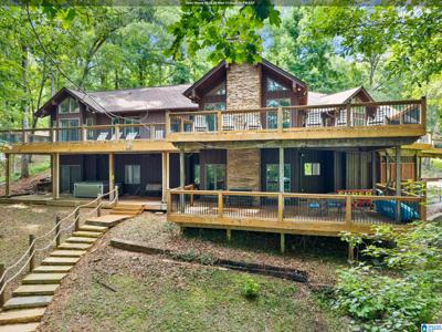 487 POPLAR PLACE