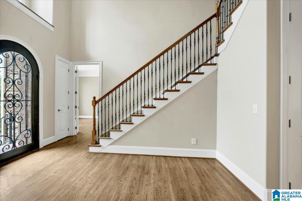 Image 4: Entrance Foyer