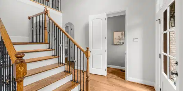 Image 3: Stairs
