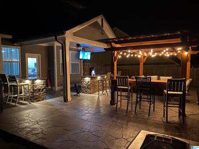 595 LAKERIDGE DRIVE