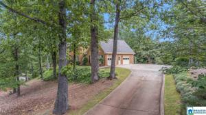 2010 WATER EDGE DR