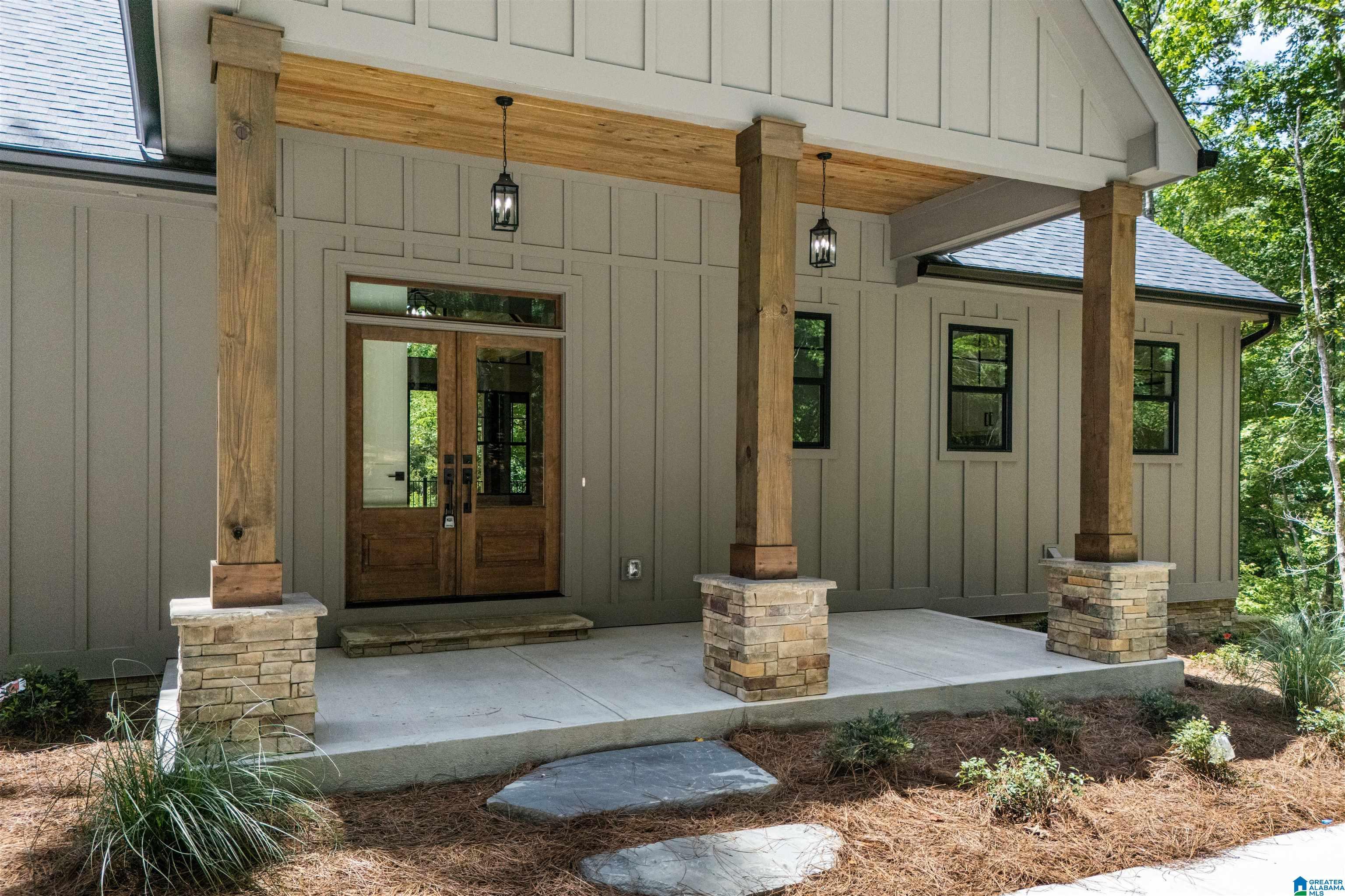 Image 3: Entry