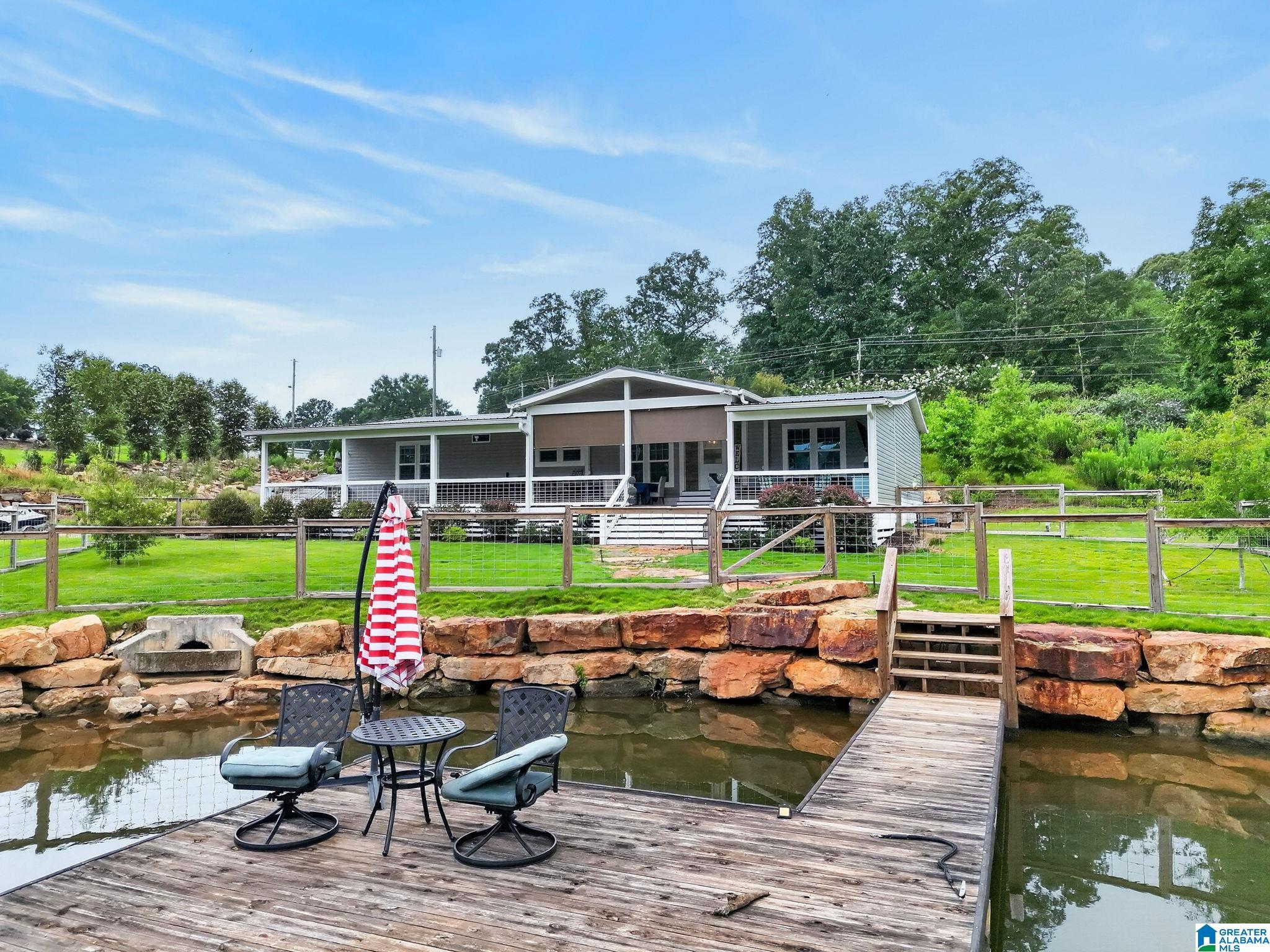 Image 1: Dock