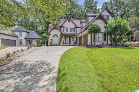 408 THORNBERRY CIRCLE