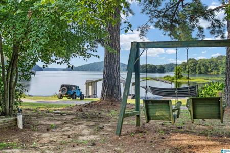 51 LAY LAKE WAY