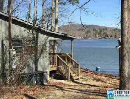 2975 WALDROP DR
