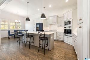 1045 GLENDALE DRIVE