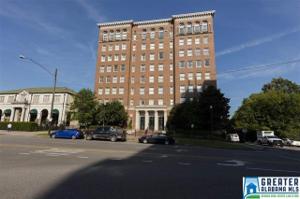 2250 HIGHLAND AVE S