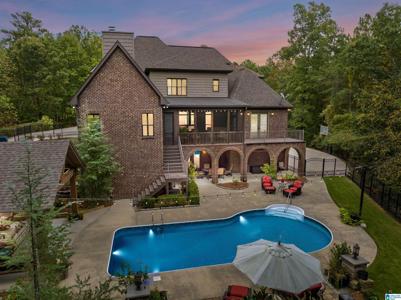 8473 SCOTT DRIVE